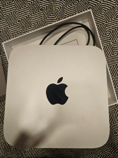 Mac mini с чипом м2 — Ереван — 135 000 ֏