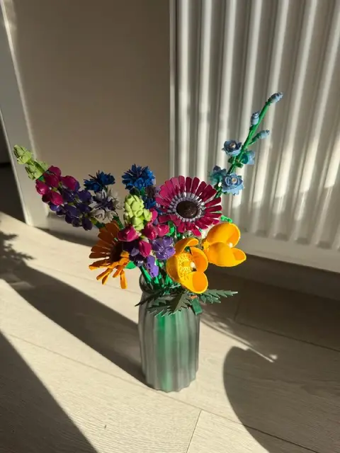 Lego Wildflower Bouquet — Тбилиси — 80 ₾