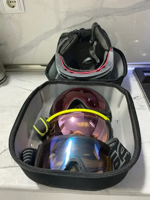 Шлем горнолыжный Atomic размера L — Батуми — 400 ₾
