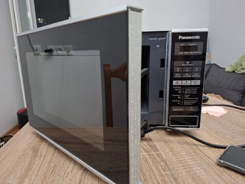 Микроволновая печь Panasonic NN-ST254M ZPE