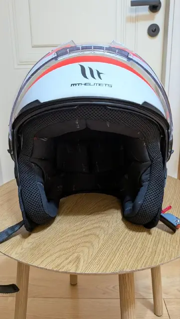 Шлем MT Helmets Viale S SV — Батуми — 150 ₾