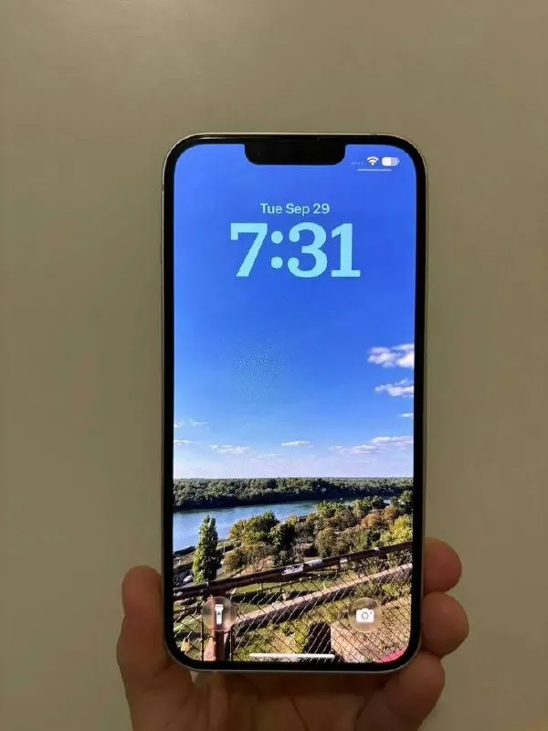 IPhone 13