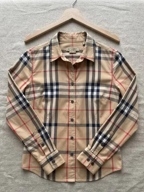 Burberry Classic Check Shirt — Батуми — 200 ₾