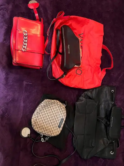 Givenchy красная кожаная сумка с цепочкой — Батуми — 200 ₾