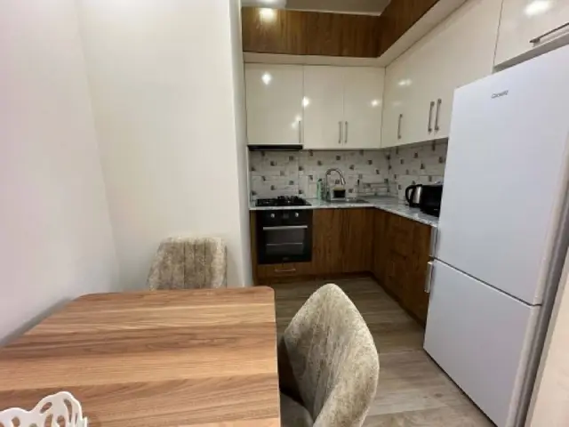 Квартира 2+1 — Батуми — 700 $