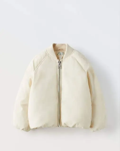 Весенне-осенняя куртка ZARA — Батуми — 60 ₾