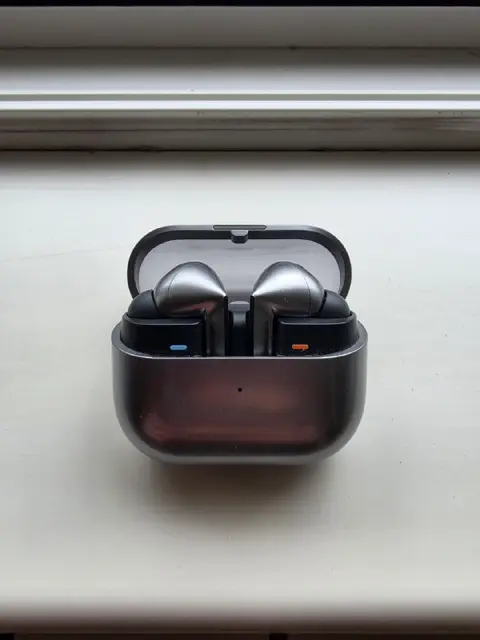 Наушники Samsung Galaxy Buds 3 Pro — Тбилиси — 180 ₾