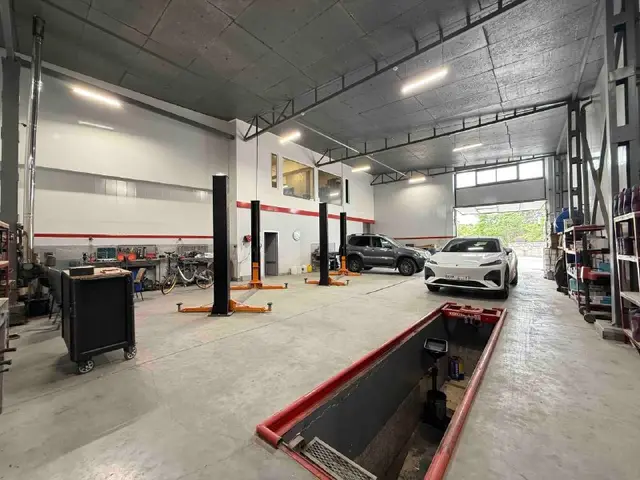ավտոսպասարկման կետ — Ереван — 4 200 $