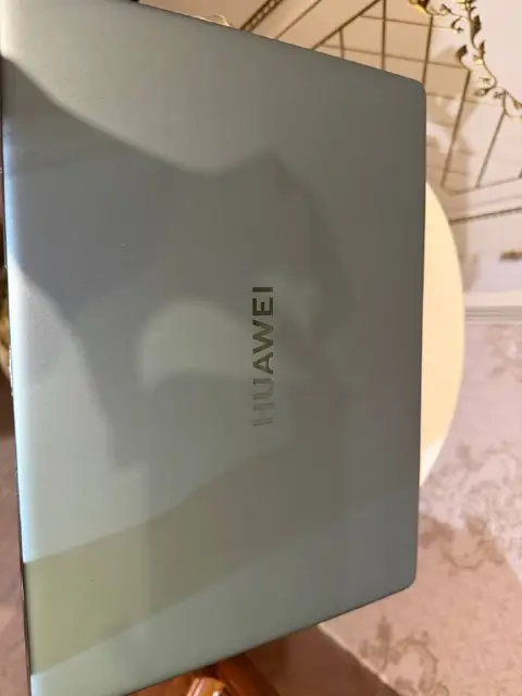 Ноутбук сенсорный экран — Батуми — 2 500 ₾