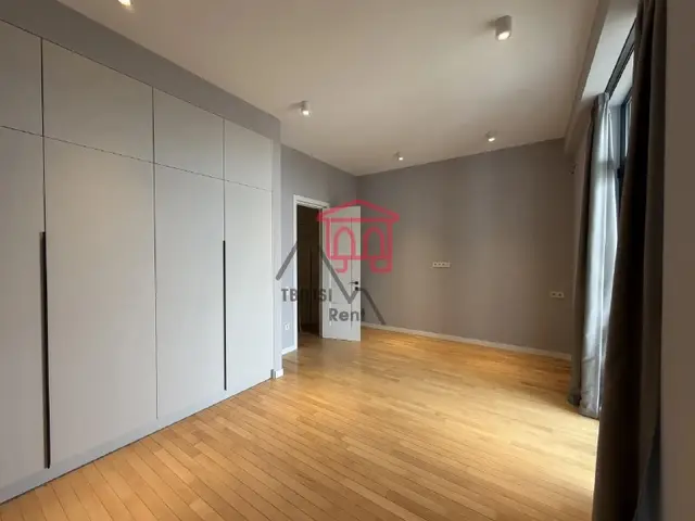 Эксклюзивная квартира — Тбилиси — 3 200 $