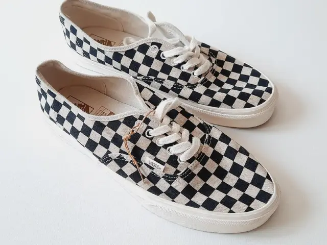 Оригинальные кеды VANS Slip-On в шахматную клетку — Batumi — 60 ₾
