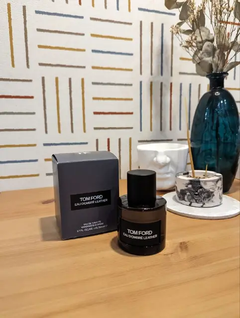 Tom Ford eau dombre leather — Batumi — 300 ₾