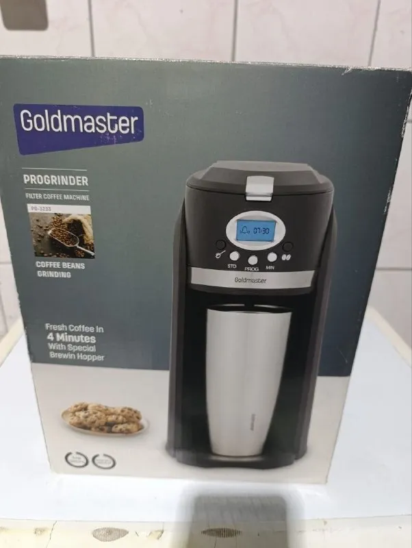 Кофемашина Goldmaster PG-3233