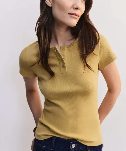 Футболка в рубчик Zarina — Тбилиси — 20 ₾