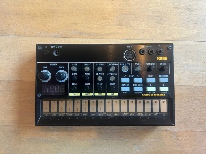 Korg keys