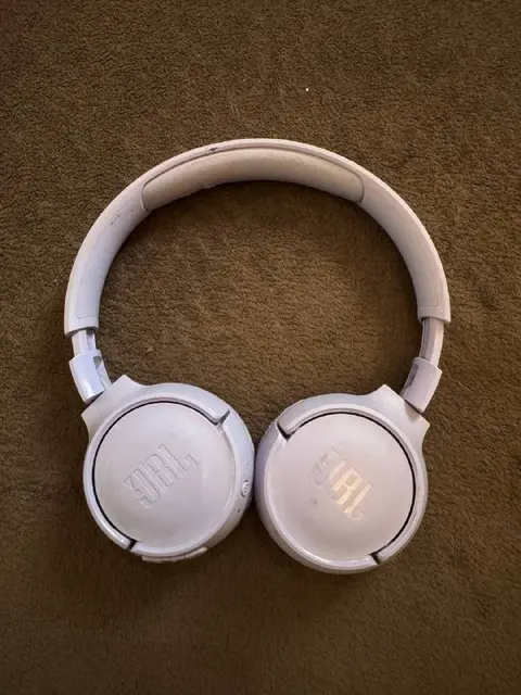 Наушники Б/У JBL Tune T530 фиолетовые — Тбилиси — 40 ₾