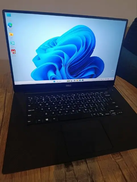 Ноутбук Dell XPS 15 9560 — Батуми — 1 300 ₾