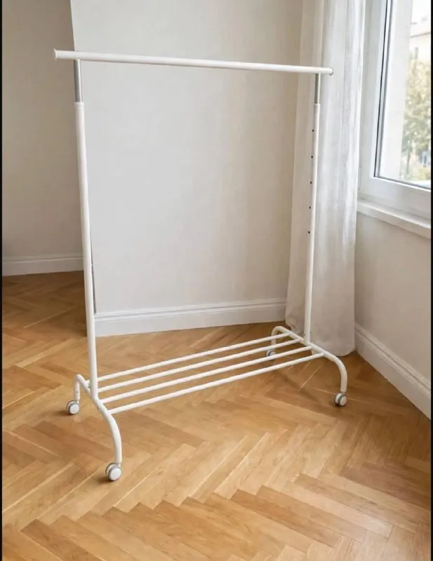 Вешалка IKEA RIGGA