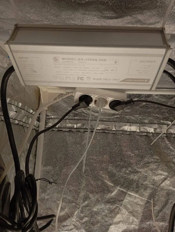 Гроубокс 160×60×60 с лампой 150w 3500к и комплектующими
