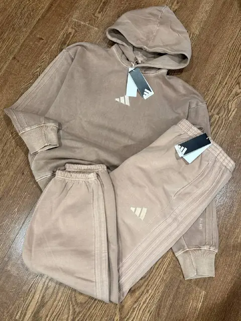 Мужской комплект Adidas — Тбилиси — 250 ₾