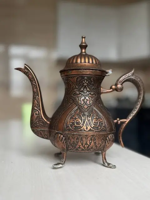 Чайник Турецкий — Батуми — 10 ₾