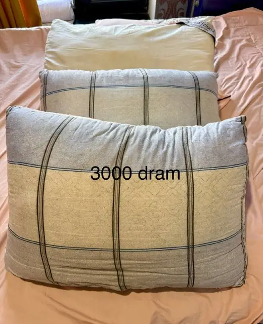 Подушки — Ереван — 3 000 ֏