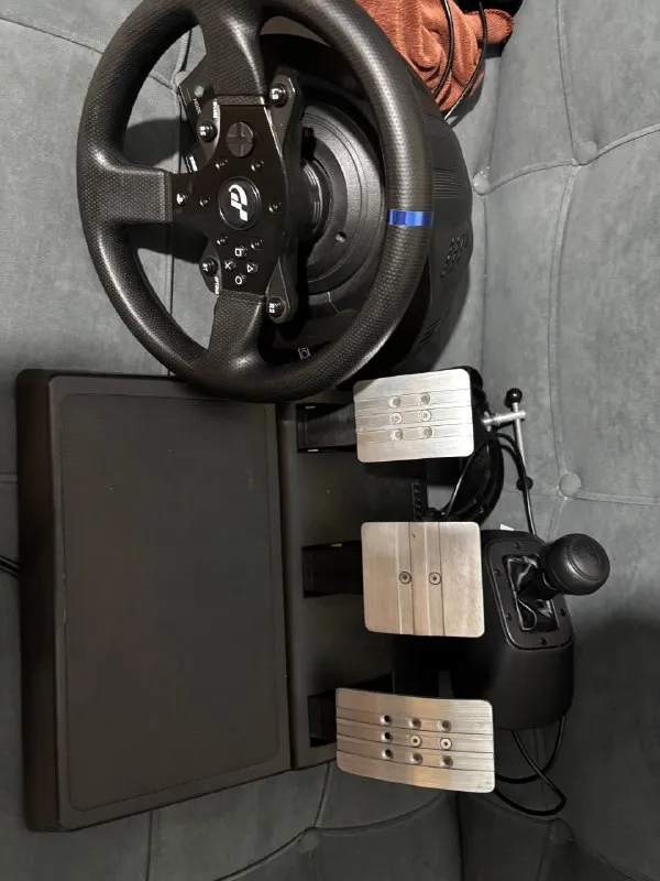 Руль trustmaster t300 rs gt с мкпп 6