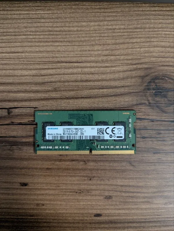 Ноутбучная оперативная память RAM DDR4 SODIMM Samsung