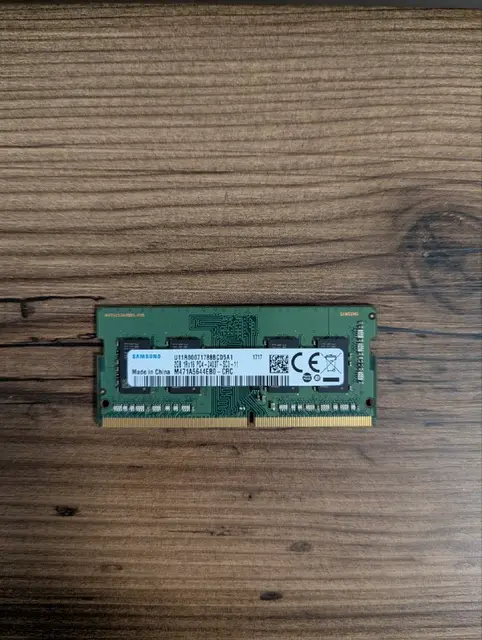 Ноутбучная оперативная память RAM DDR4 SODIMM Samsung — Тбилиси — 10 ₾