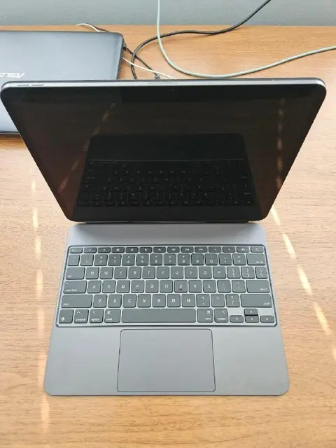 IPad Pro 13» M5 2TB + Magic Keyboard и Apple Pencil — Тбилиси — 2 600 $