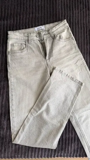 Джинсы Резервед — Tbilisi — 50 ₾