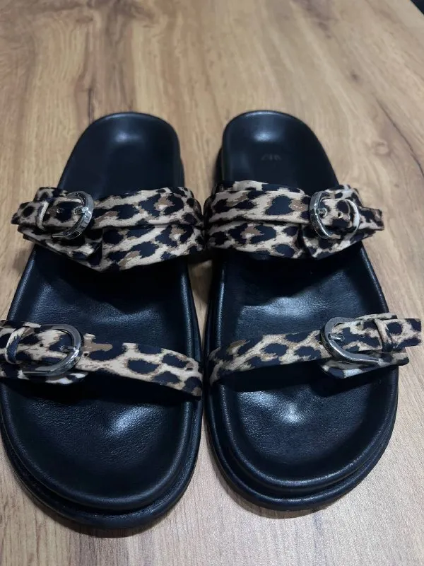 Штёпанцы Zara 38 р.