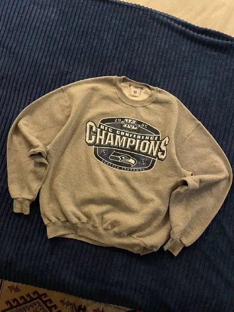 Винтажный свитшот 2006 года NFL Seattle Seahawks — Батуми — 70 ₾