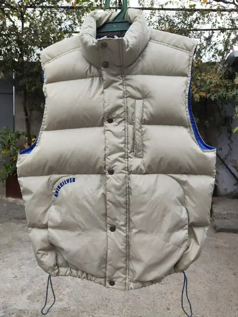 Безрукавка пуховик Quicksilver — Тбилиси — 100 ₾
