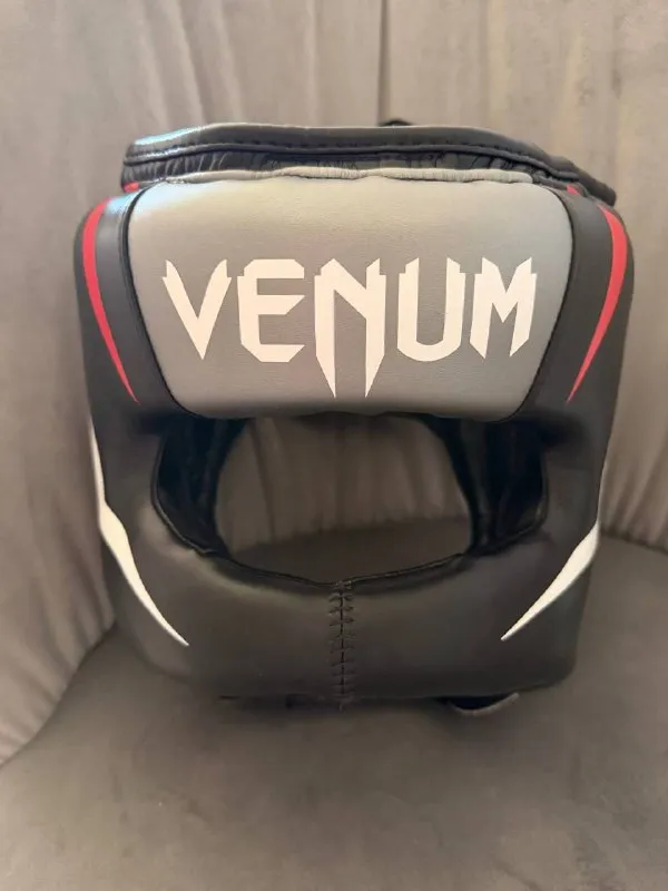 Шлем Venum