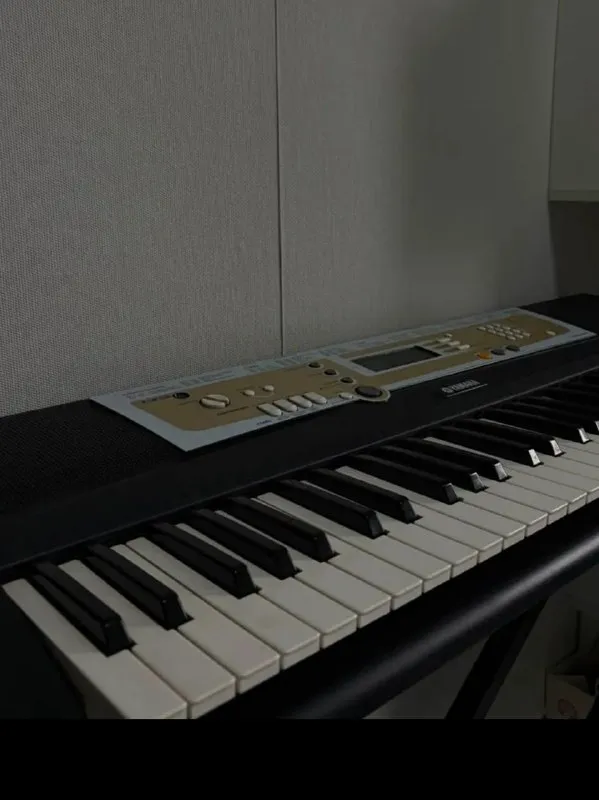 Синтезатор YAMAHA