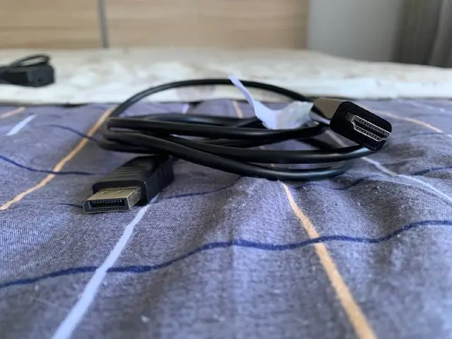Переходник hdmi на DisplayPort — Батуми — 5 ₾