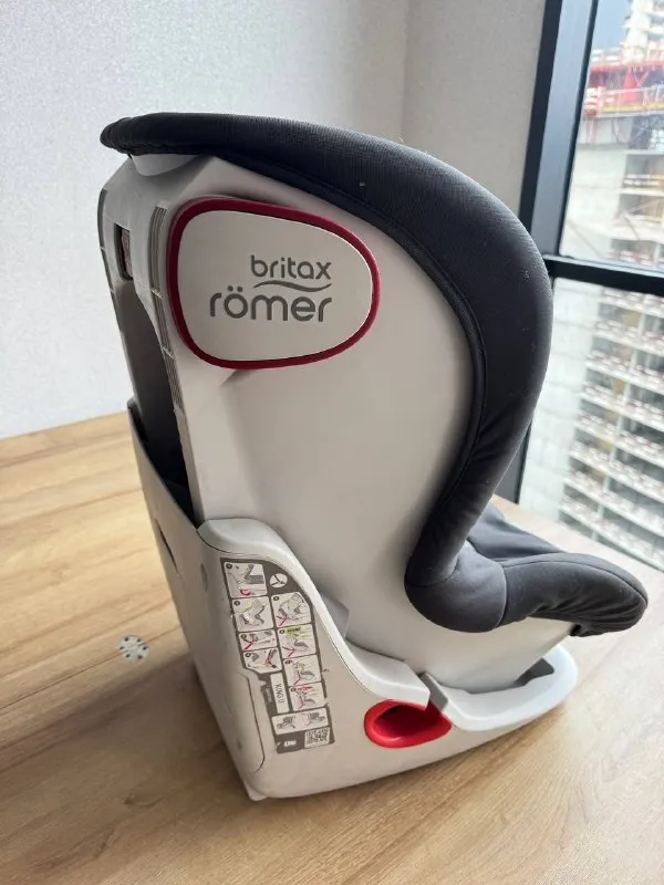 Детское автокресло Britax Römer King II