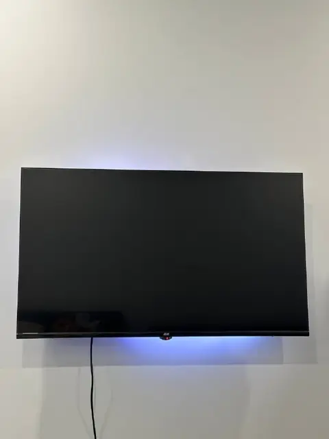 Телевизор 2E 43″ — Батуми — 400 ₾