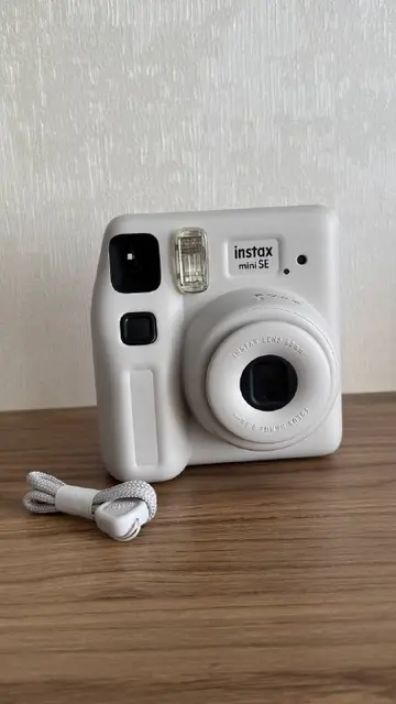 Instax Mini SE — Батуми — 200 ₾