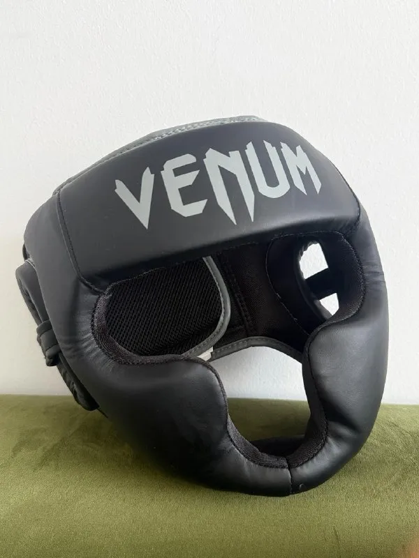 Защитный шлем Venum для бокса / единоборств