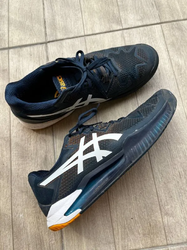 Теннисные кроссовки ASICS DYNABLAST 4