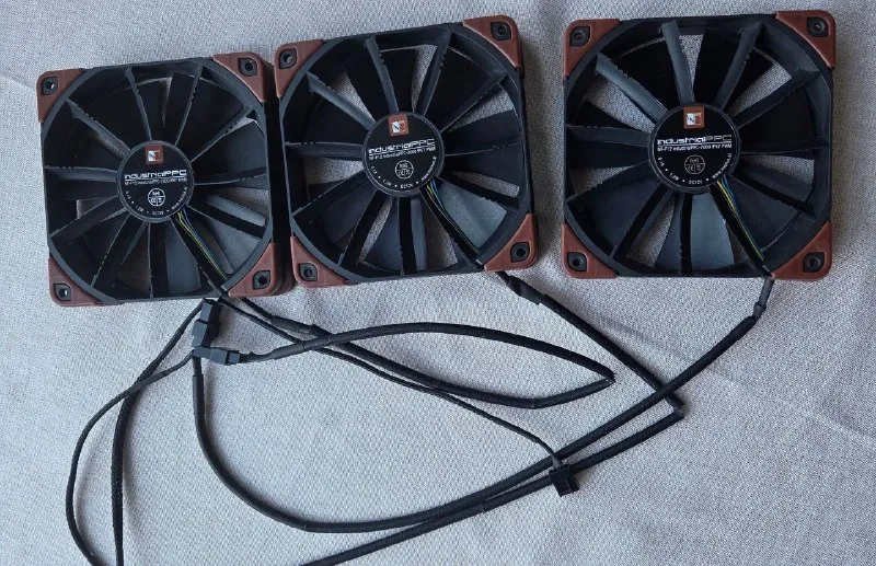 Вентилятоp 120 мм Noctua NF-F12 industrialPPC-2000 РWМ IP67