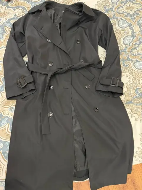 Чёрный тренч — Тбилиси — 60 ₾