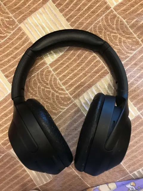 Наушники Sony WH-1000XM4 — Тбилиси — 70 ₾