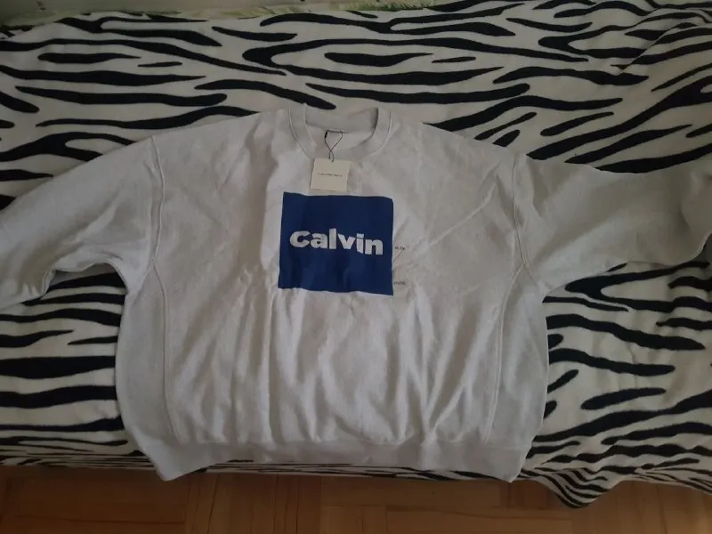 Свитшот от Calvin Klein