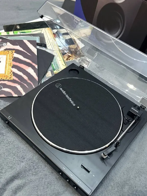 Проигрыватель Audio-Technica AT-LP60X