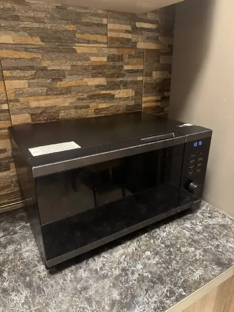 Микроволновка Samsung — Тбилиси — 250 ₾
