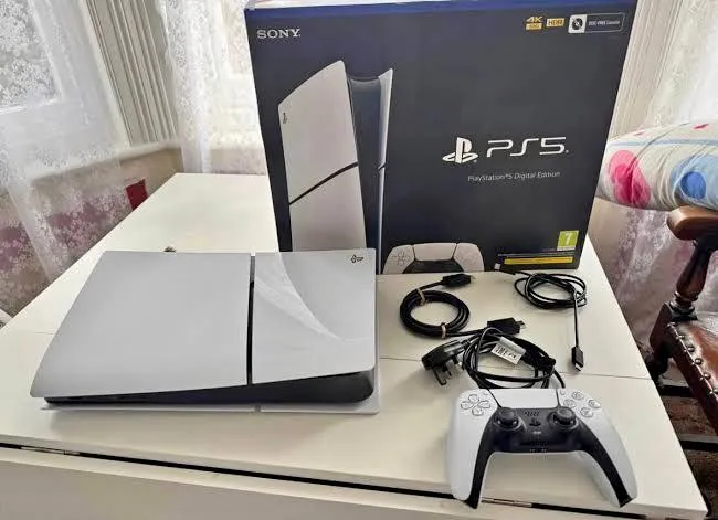 Ps5 slimi terabaiti