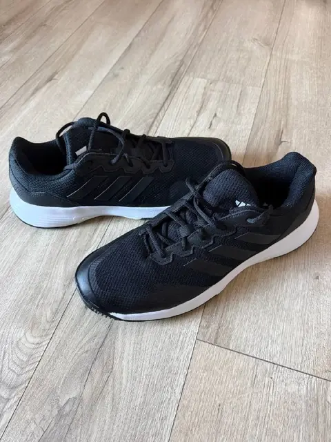Мужские теннисные кроссовки adidas gamecourt 2 — Тбилиси — 150 ₾